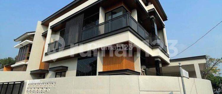 Rumah Baru 2 Lantai Semi Furnished SHM di Griya Loka Bsd 1