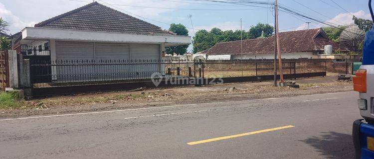 Rumah Daerah Banyuwangi Lokasi Strategis  1