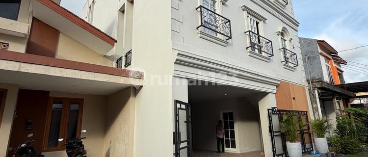 Exclusive Luxury Kost 3.5 Floors 16 Rooms Fully Furnished on Jalan Kaliurang Km. 13.5 Ngaglik Sleman Near UII Integrated Campus 1