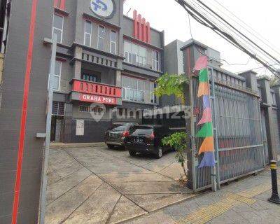 Ruko Dijual Dengan Lt 444m² Di Jatinegara Jakarta Timur  1