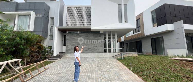 Rumah 3 Lantai Aesthetic Introvert Paling Murah Di The Icon Bsd 1