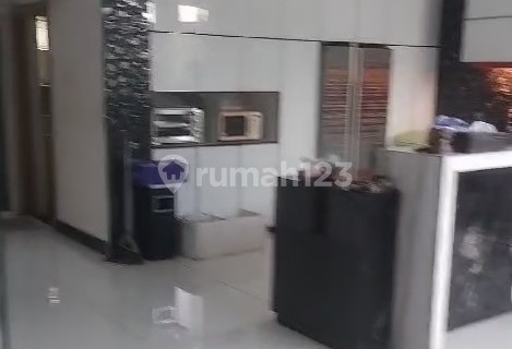 Dijual Rumah Mewah LT:1239,LB:1000, 2lt, SHM ada kolam ikan dan void  dgn view taman, daerah Akcaya, Kota Pontianak 1
