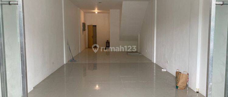 (JKTS647) Disewakan Ruko Lokasi Pinggir Jalan Raya Merdeka Cimone 1