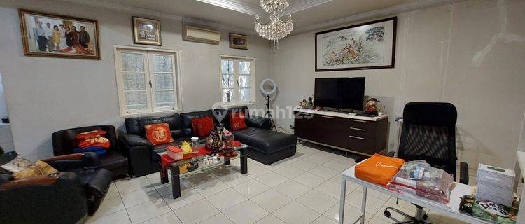 Rumah 3 Lantai Gading Grande, Kelapa Gading 1