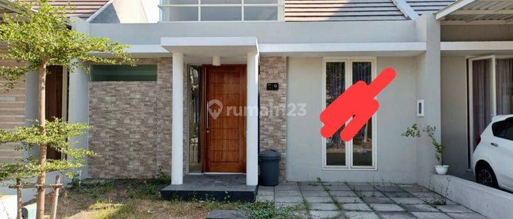 Rumah Bagus Unfurnished HGB di Perumahan Citra Harmoni Cluster Riverside, Sidoarjo 1