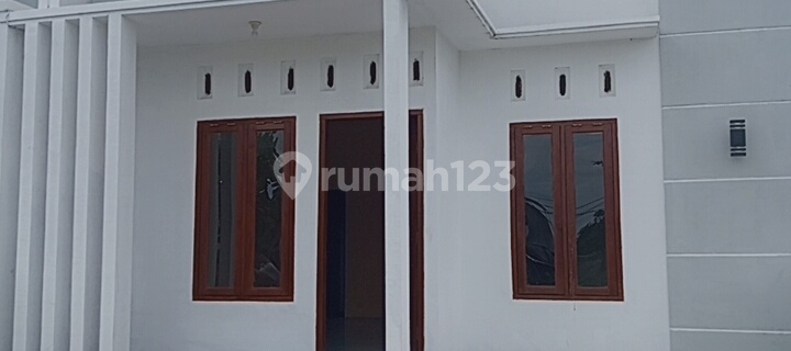 Rumah Bagus di Perumahan 1