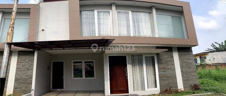 Dijual Rumah Bagus Di Kramat Jati, Jakarta Timur  1