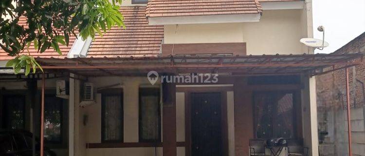 Dijual Rumah 2 Lantai Siap Huni  Di Legenda Wisata Cibubur 1