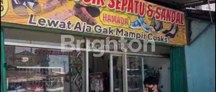 TEMPAT USAHA TOKO DAN KOS KOSAN LOKASI STRATEGIS 1