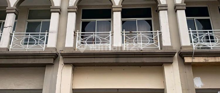 For Rent 3-Story Shop House, Galaxy Bekasi (rik) 1