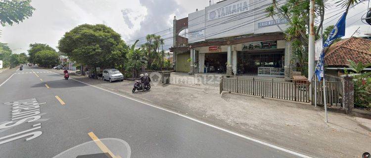 Dijual Ruko Besar 3 Lantai Di Pinggir Jalan Raya Singaraja JL 1