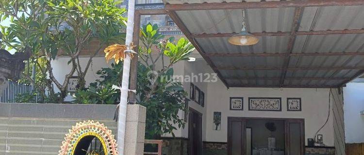 Dijual Rumah 2 Lantai Dekat Stadion Dipta Gianyar Wyn 1