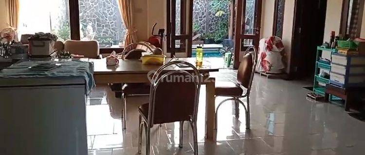 Dijual Ruman 2 Lantai Murah Ada Pool Di Dalung Jl 1