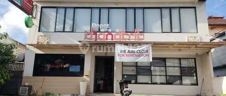 For Rent 3-Street Shop with Spacious Parking on Bypass Ngurah Rai At 1