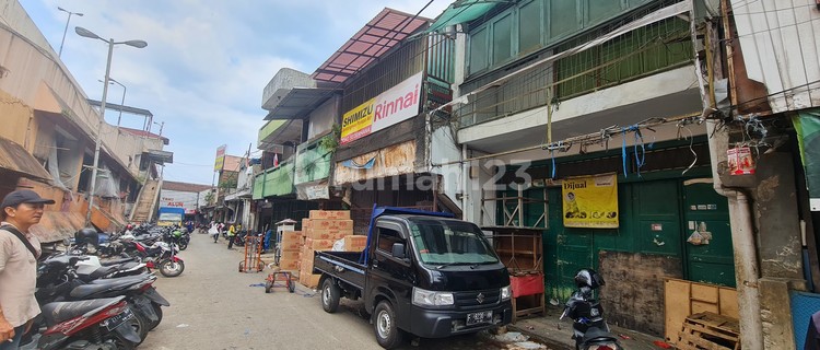 Shop house in Bogor Market 1