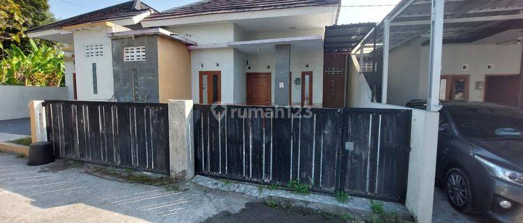 Di Jual Rumah Harga Rendah Lingkungan Asri Bangunjiwo Kasihan  1