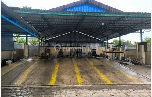 car wash, Aset Mandiri, Jayapur, Papua. 1