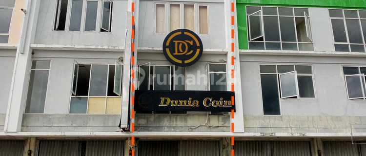 Self-Managed 3-Story Shop House, East City, Gorontalo 1