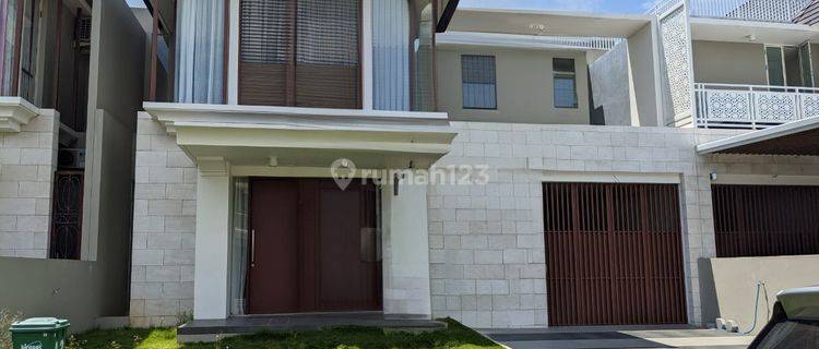 Rumah 2 Lantai, Tamalanrea, Makassar, Sulawesi Selatan 1