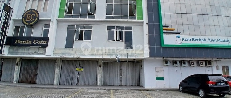 3-Storey Independent Asset Shop House, East City, Gorontalo 1