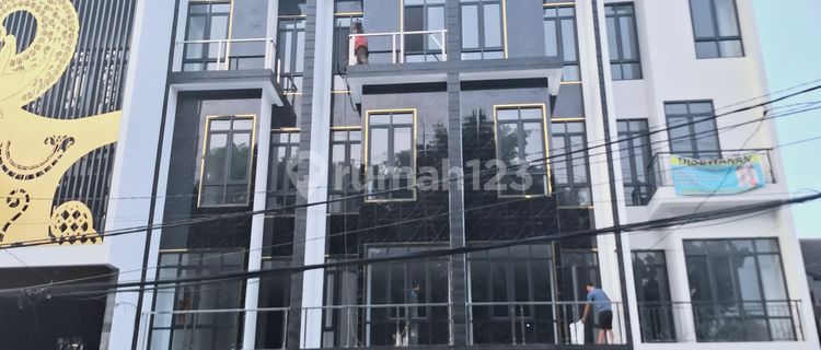 Ruko Rooftop Ada Lift Dekat LRT Rawamangun Jakarta Timur 1