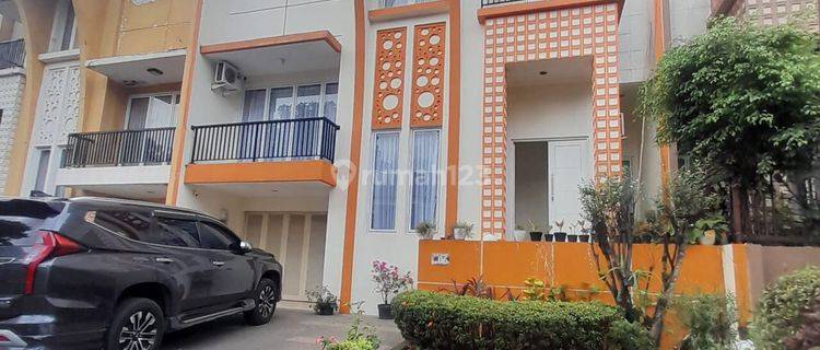 Disewakan Rumah Semi-furnished Di Cluster Premium Grand Wisata 1