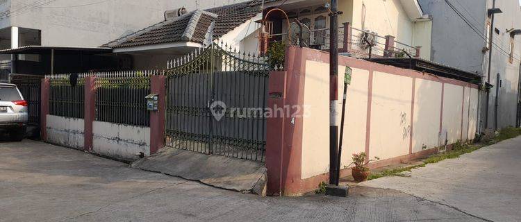 Dijual Rumah Hook Strategis Di Jatimakmur, Pondok Gede 1