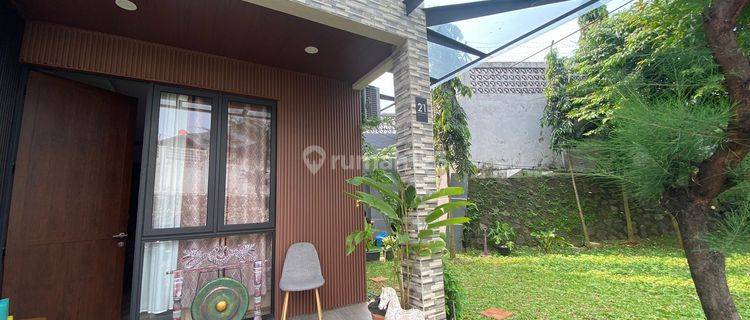 Rumah Dengan Kolam Renang Cluster Bohemia Gading Serpong  1