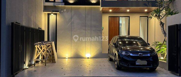 Rumah Mewah 2 Lantai Full Furnished Dekat Jogja Bay Di Kalasan Sleman 1