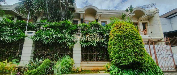 RUMAH EKSKLUSIF DI JAKSEL PRIVATE POOL DEKAT PONDOK INDAH MALL 1