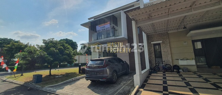 Well-Maintained 2-Story House in North Bekasi Near the Station 1