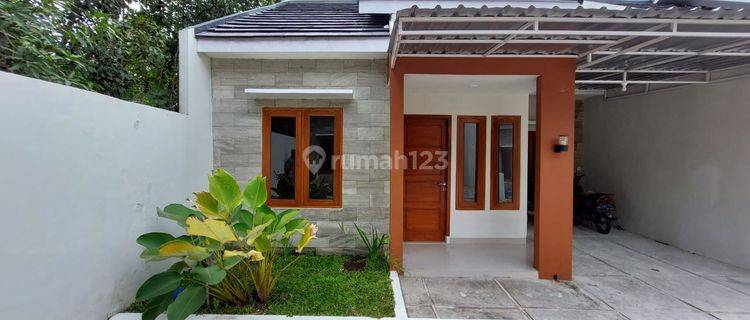 RUMAH BARU, MURAH DAN SIAP HUNI DI SEDAYU BANTUL 1