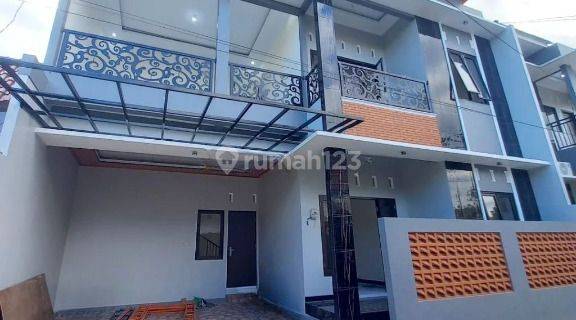 Rumah Modern 2 Lantai Di Ngemplak Dekat Stadion Maguwoharjo 1