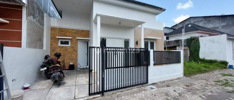 Rumah Modern Dekat Ringroad Selatan Di Kasihan Tersisa 2 Unit 1