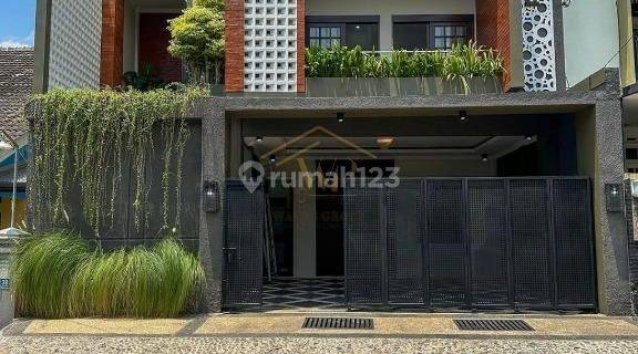 Rumah Siap Huni 3 Lantai Dengan Rooftop Di Ngemplak Sleman 1