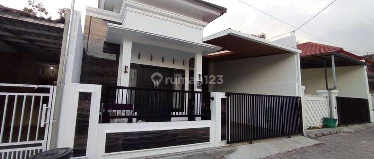  Rumah Cantik Dalam Cluster Di Jalan Kaliurang Dekat Ponpes Pandanaran 1