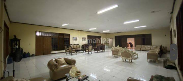 Ruang Usaha Strategis Mainroad Soekarno Hatta 1