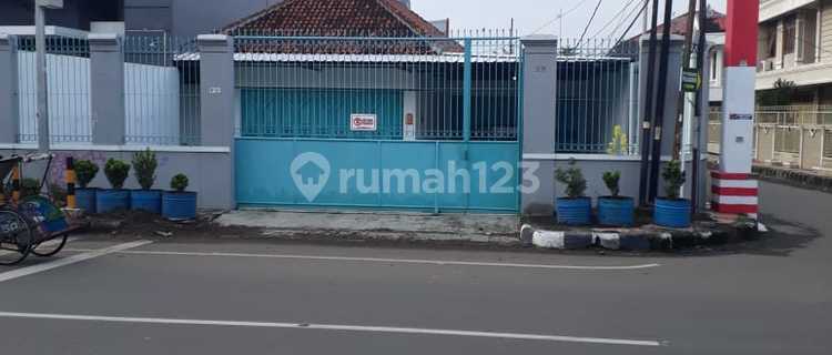 Rumah Cocok Untuk Usaha Jl. Pulasaren Cirebon 1