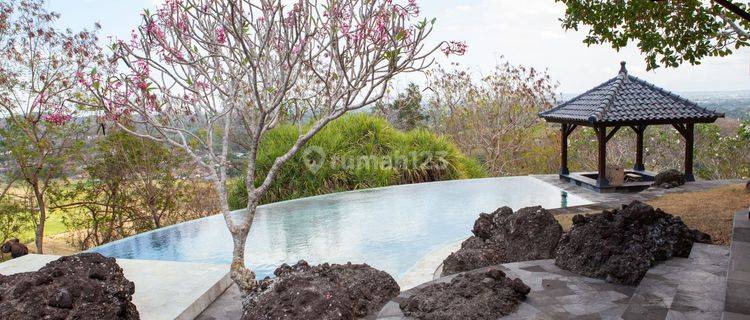 Villa Mewah 3 Hektar Pemandangan Alam Indah Yogyakarta 1