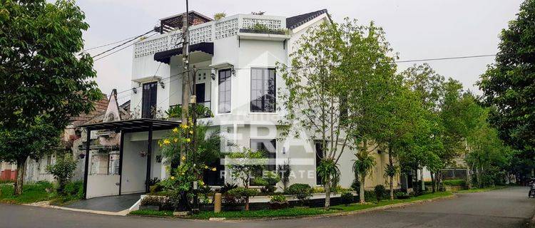 Yw.007 Di Jual Cepat Rumah Baru Renovasi Full Furnished Di Sentul City  1