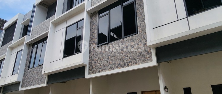 Dijual Rumah Komplek Global Haus Residence Jalan Tuasan Krakatau 1
