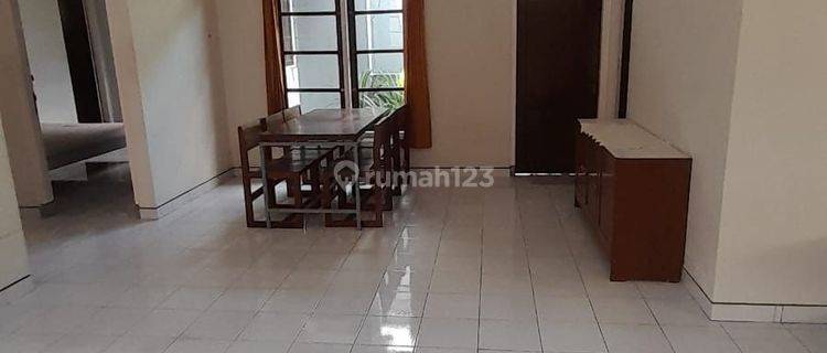 Rumah Furnished Dekat Kampus Ugm Dan Uny  1