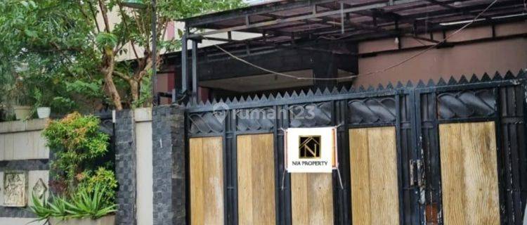 Dijual Rumah Strategis Dua Lantai di Jl. Kranggan Wetan Jatirangga Bekasi 1