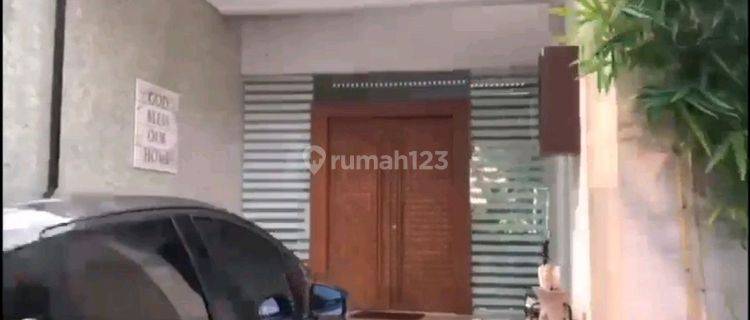 Dijual Rumah Lux 3 Lantai Di Daerah Kasepuhan Cirebon 1