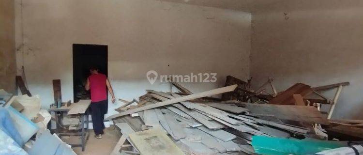 Disewakan Rumah ruko di Jl Kebon Belimbing, Cirebon 1