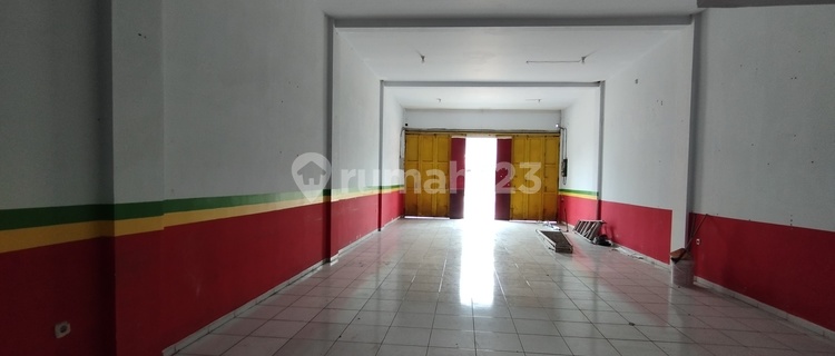 For Rent: 2-Story Shop House on Jalan Kasepuhan, Cirebon 1