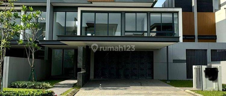 Rumah Mewah Limited Dgn Lift 3lt Di Lyndon Navapark Bsd City 1