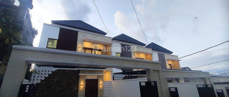 Villa Mewah Siap Huni Di Benoa Dekat Jl. Dharmawangsa Nusa Dua, Bali 1