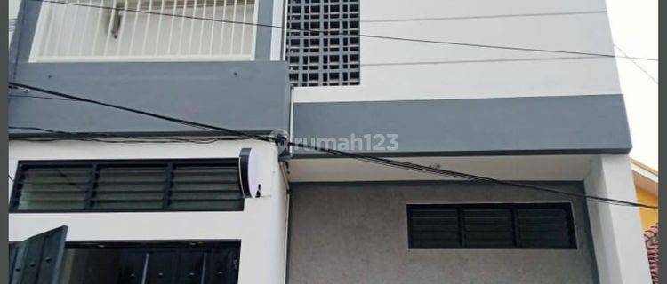 Kost Muslimah Strategis Dekat Kampus Di Merjosari Malang 1