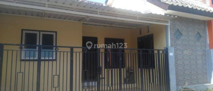 Rumah bagus luas plus perabotan strategis di Dau Malang 1